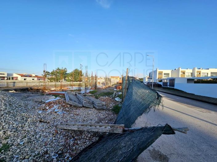 Image No.41-3 Bed House for sale