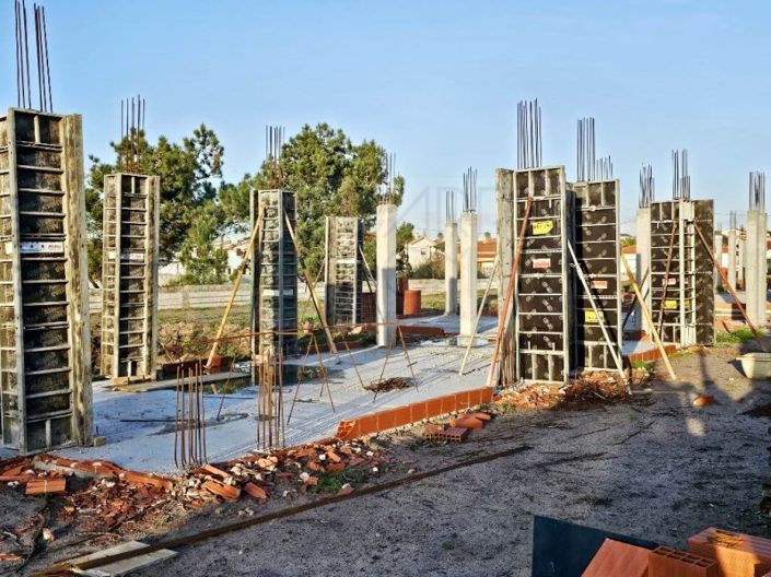 Image No.43-3 Bed House for sale