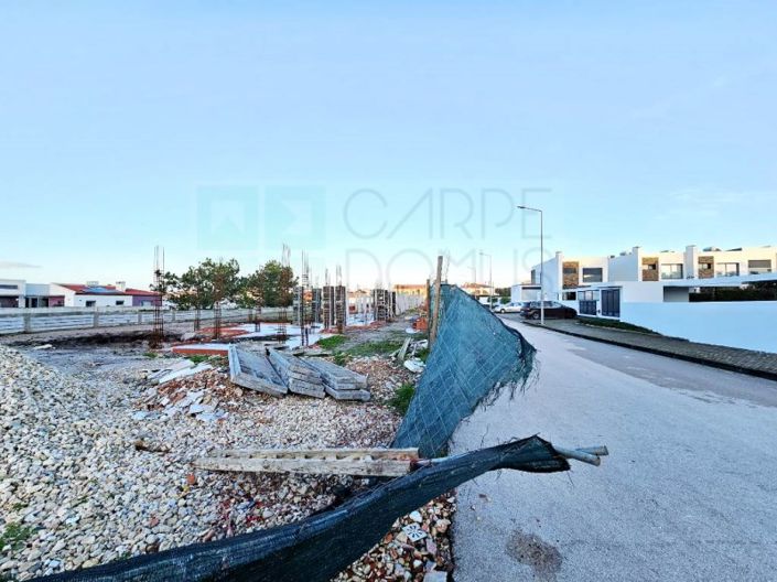 Image No.47-3 Bed House for sale