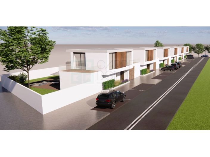 Image No.54-3 Bed House for sale