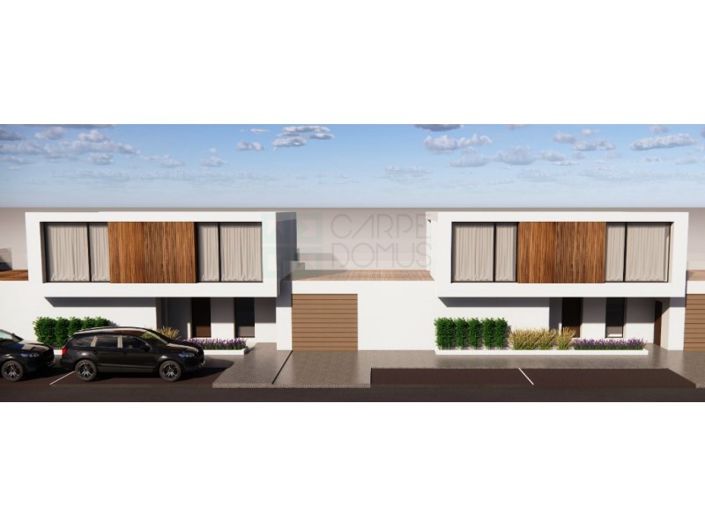 Image No.8-3 Bed House for sale