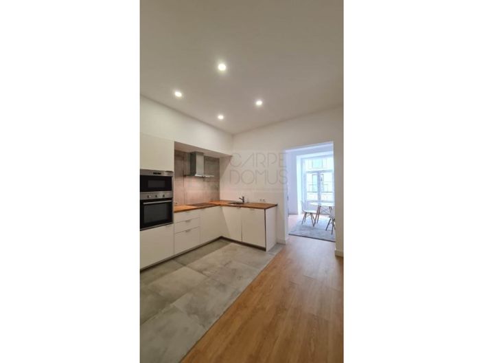 Image No.20-2 Bed Apartment for sale