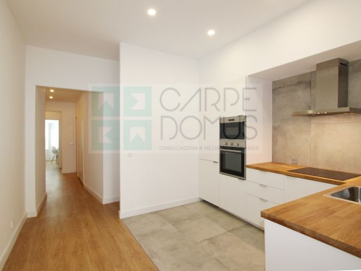 Image No.30-2 Bed Apartment for sale