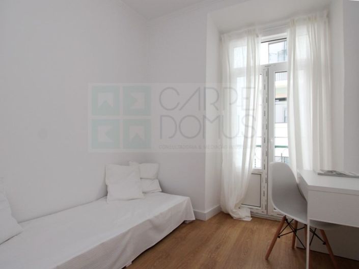 Image No.37-2 Bed Apartment for sale