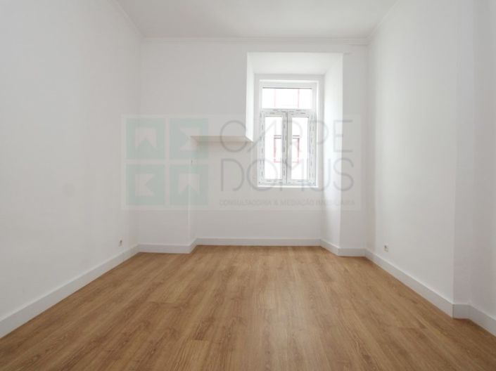 Image No.45-2 Bed Apartment for sale