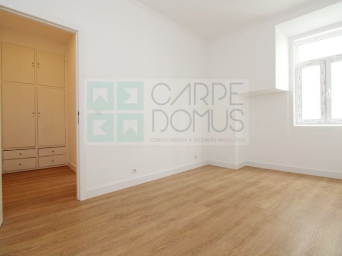 Image No.49-2 Bed Apartment for sale