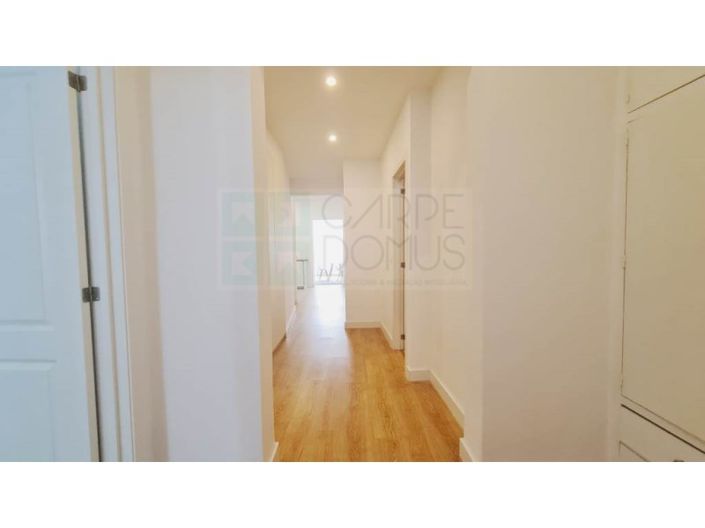 Image No.51-2 Bed Apartment for sale