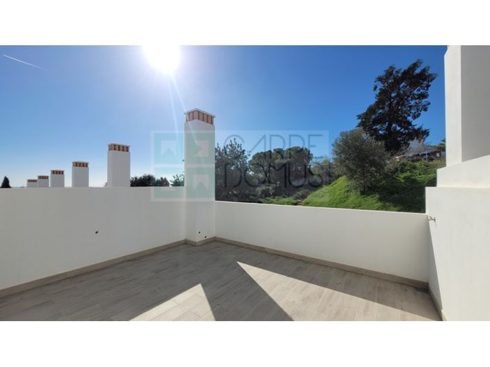 Image No.27-3 Bed House for sale