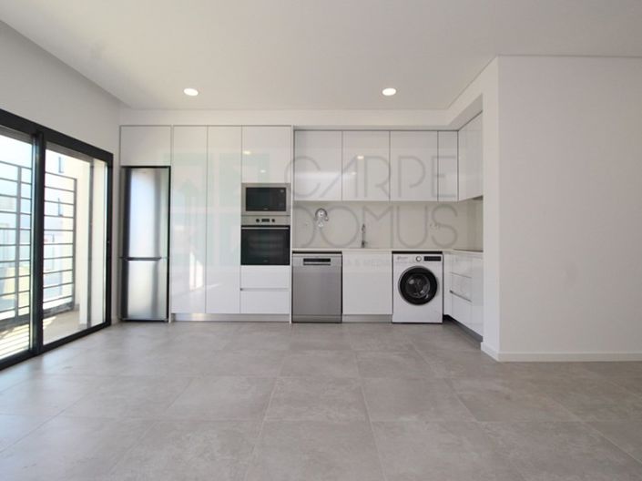 Image No.1-2 Bed Apartment for sale