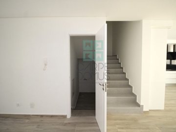idd6b78601-0000-0500-0000-000014438bb5