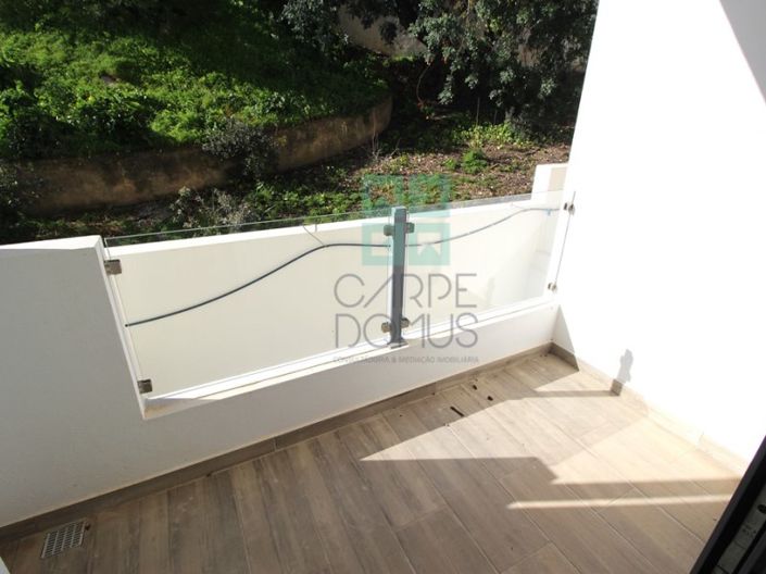 Image No.18-3 Bed House for sale