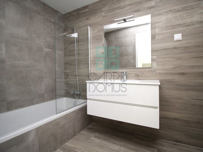 Image No.19-3 Bed House for sale