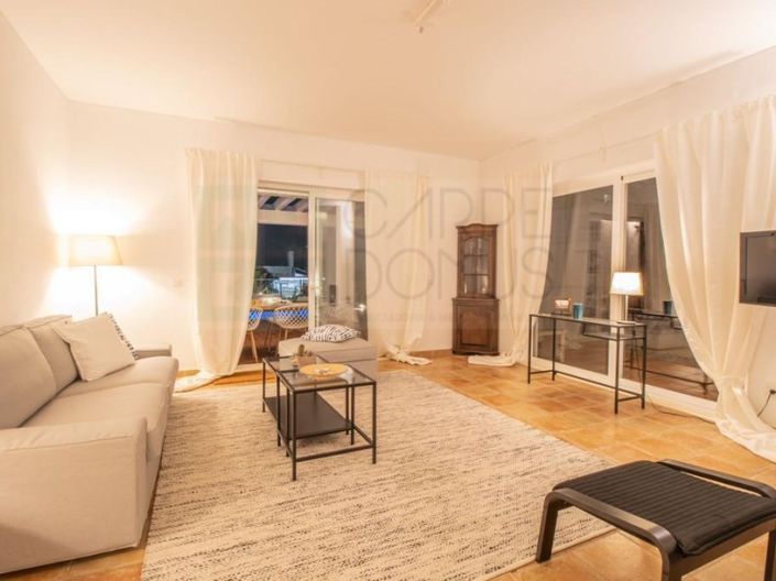 Image No.11-5 Bed House for sale