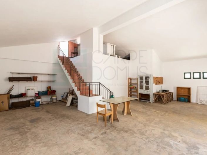 Image No.36-5 Bed House for sale