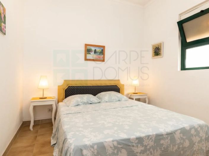 Image No.38-5 Bed House for sale