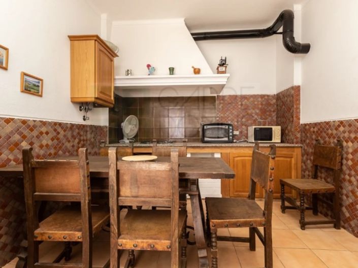 Image No.41-5 Bed House for sale