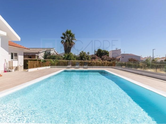 Image No.9-5 Bed House for sale