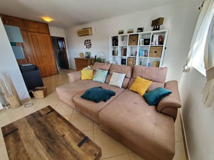 Image No.17-4 Bed House for sale