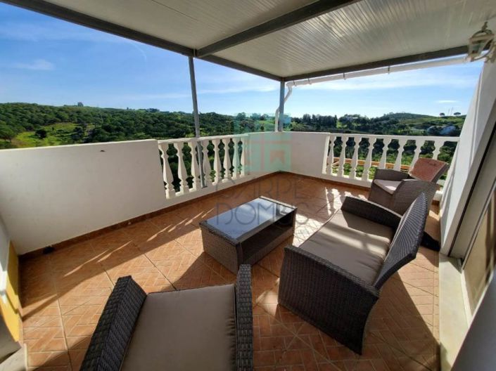 Image No.18-4 Bed House for sale