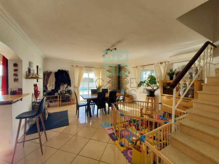 Image No.7-4 Bed House for sale