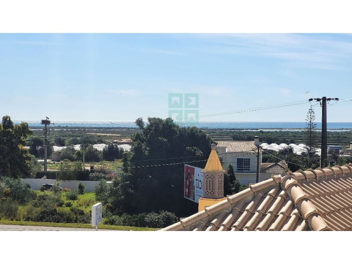 Image No.12-4 Bed House for sale