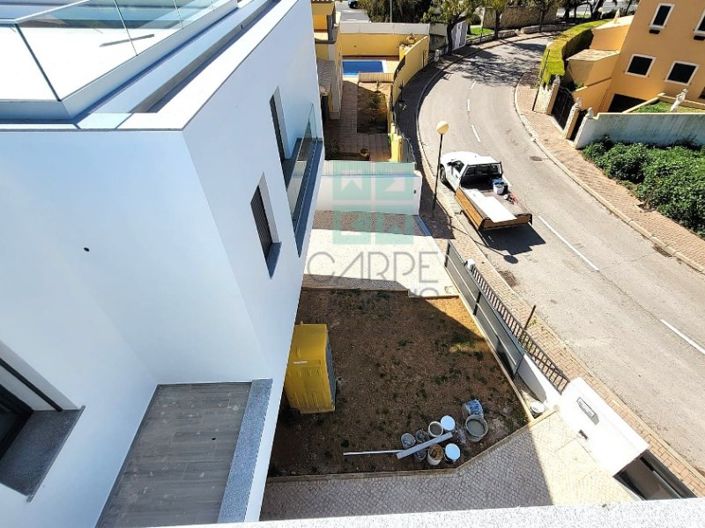 Image No.31-4 Bed House for sale