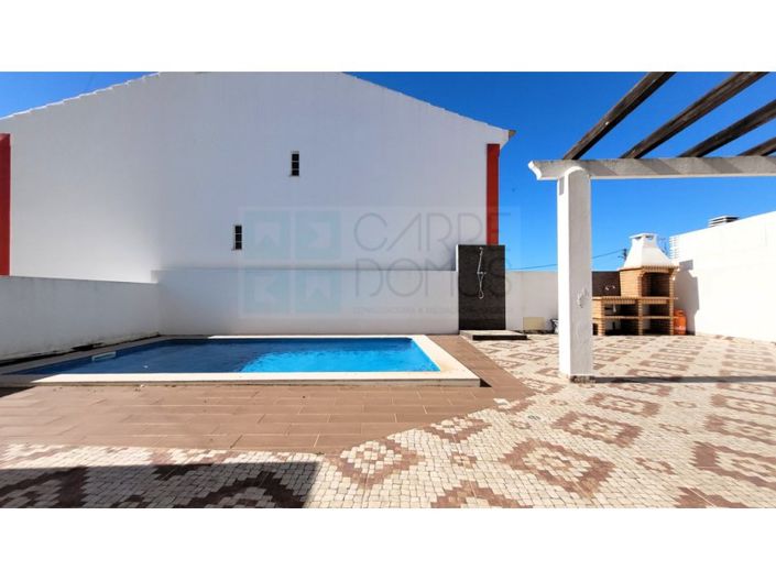 Image No.1-3 Bed House for sale