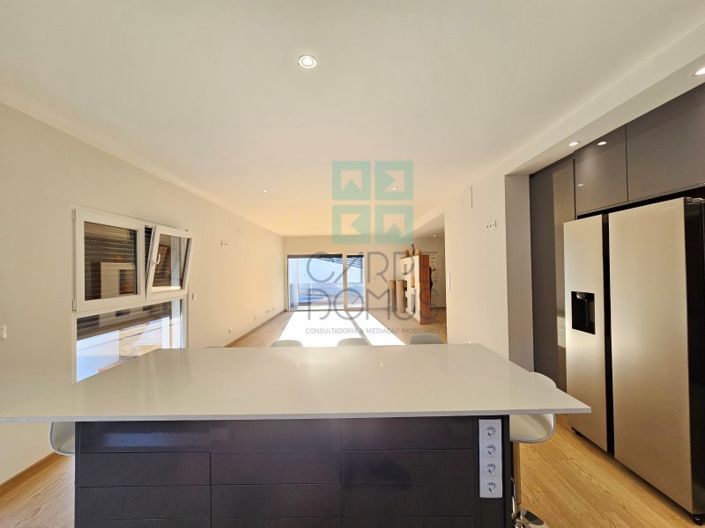 Image No.14-4 Bed House for sale