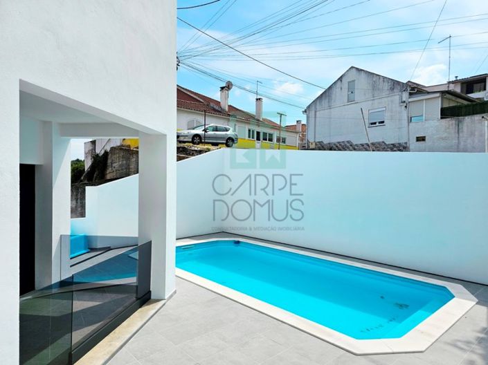 Image No.16-4 Bed House for sale