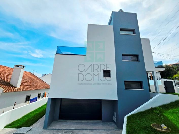 Image No.37-4 Bed House for sale