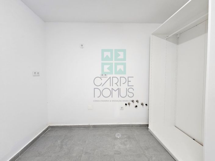 Image No.46-4 Bed House for sale