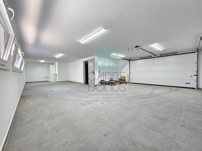 Image No.47-4 Bed House for sale