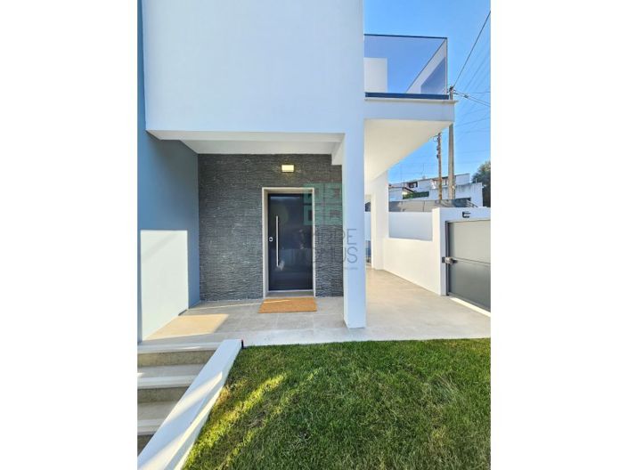 Image No.55-4 Bed House for sale