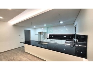 idefcb9a01-0000-0500-0000-0000158436ab