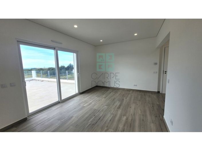 Image No.32-4 Bed House for sale