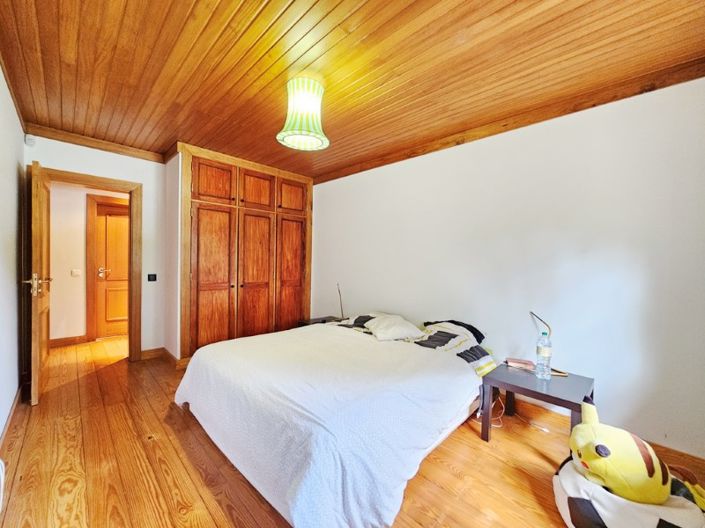 Image No.30-4 Bed Farmhouse for sale