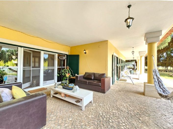 Image No.42-4 Bed Farmhouse for sale