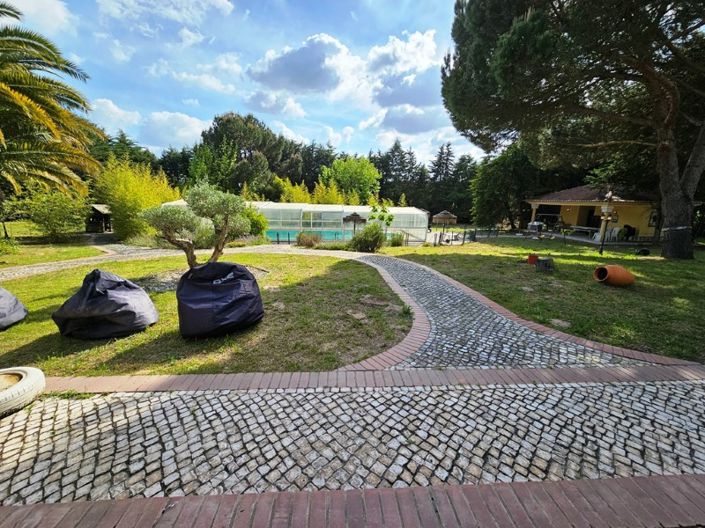 Image No.45-4 Bed Farmhouse for sale