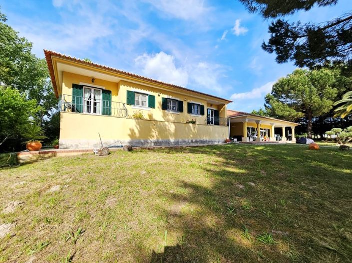 Image No.47-4 Bed Farmhouse for sale