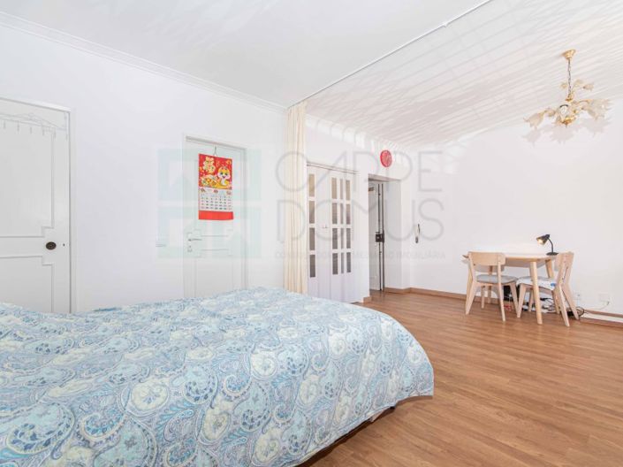 Image No.10-1 Bed Apartment for sale