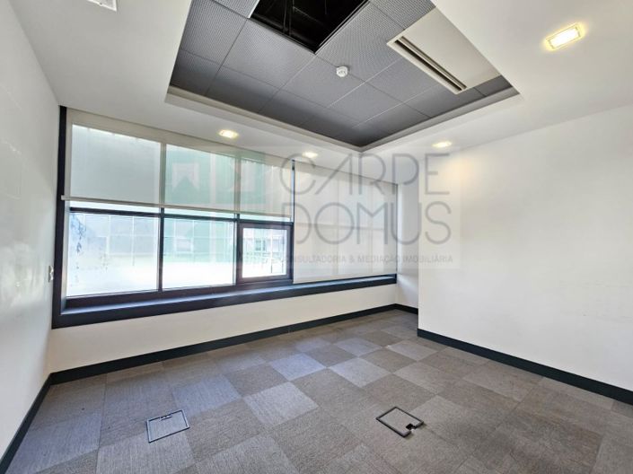 Image No.43-Commercial for sale