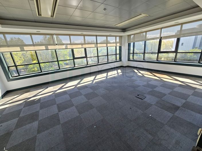 Image No.48-Commercial for sale