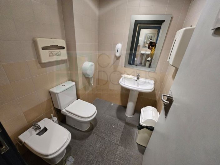 Image No.49-Commercial for sale