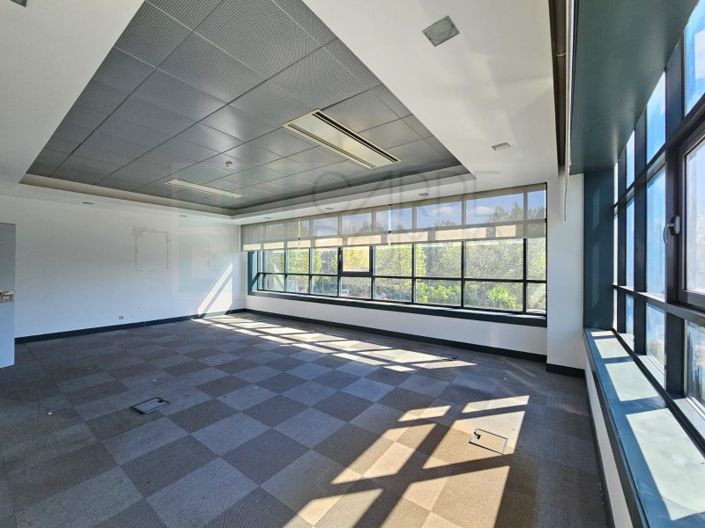 Image No.52-Commercial for sale