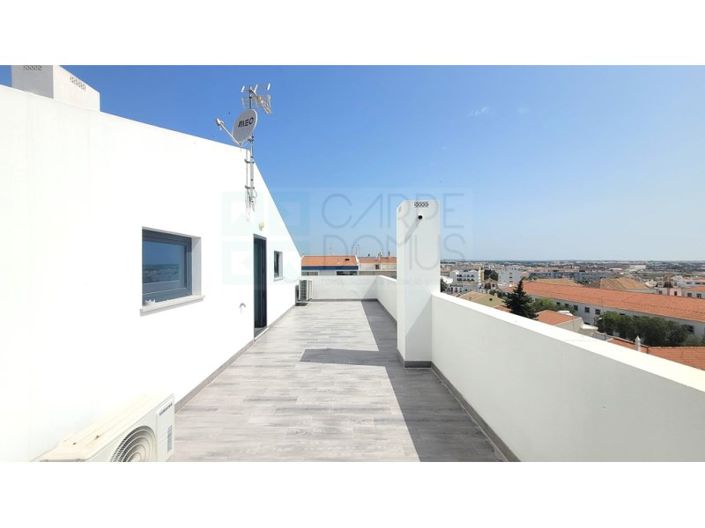 Image No.28-3 Bed Apartment for sale