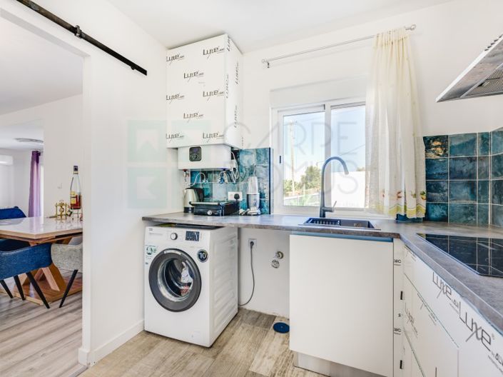 Image No.17-2 Bed House for sale