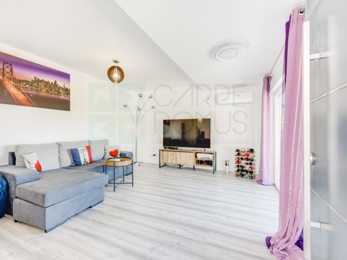 Image No.21-2 Bed House for sale