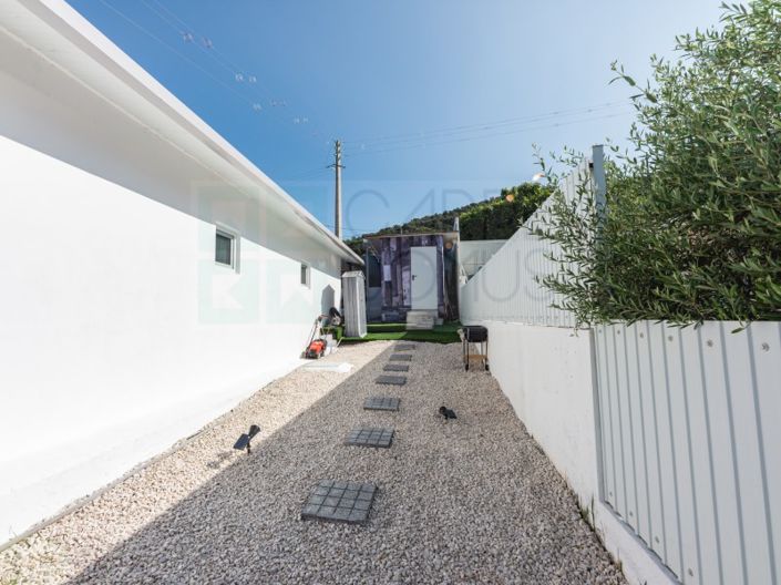 Image No.30-2 Bed House for sale