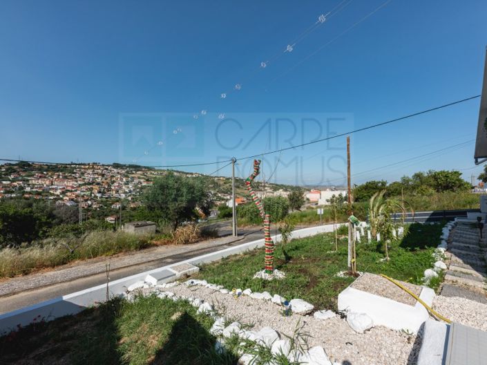 Image No.5-2 Bed House for sale