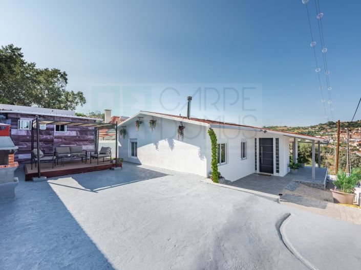 Image No.4-2 Bed House for sale